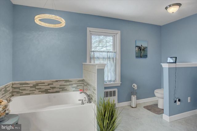 447 S COLDBROOK AVENUE, Chambersburg, PA 17201