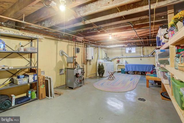 447 S COLDBROOK AVENUE, Chambersburg, PA 17201