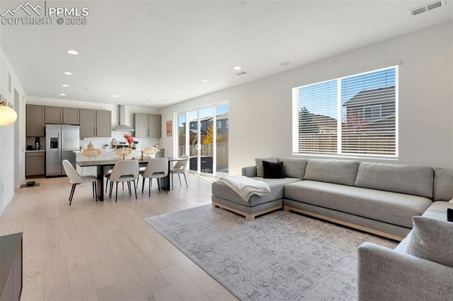 6436 Vista Cliff Loop, Castle Rock, CO 80104