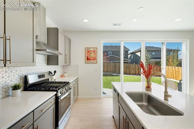 6436 Vista Cliff Loop, Castle Rock, CO 80104