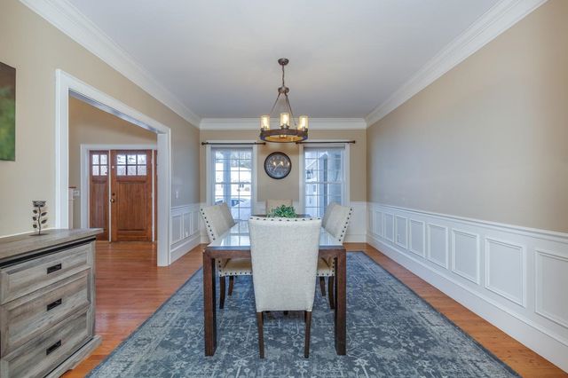 17 Winslow Drive, Atkinson, NH 03811