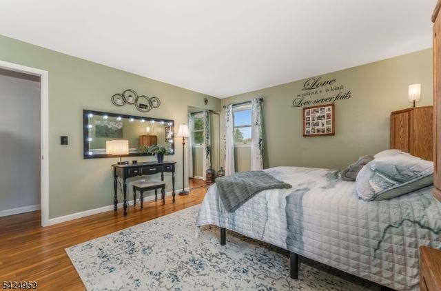 64 Stonehenge Dr, Lopatcong Twp., NJ 08865