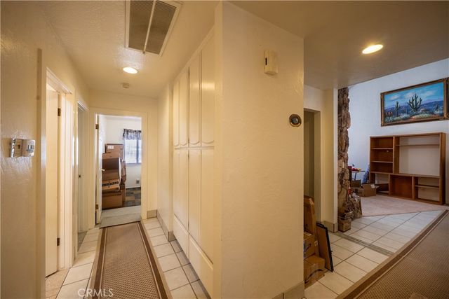 9160 Buena Vista, Apple Valley, CA 92308