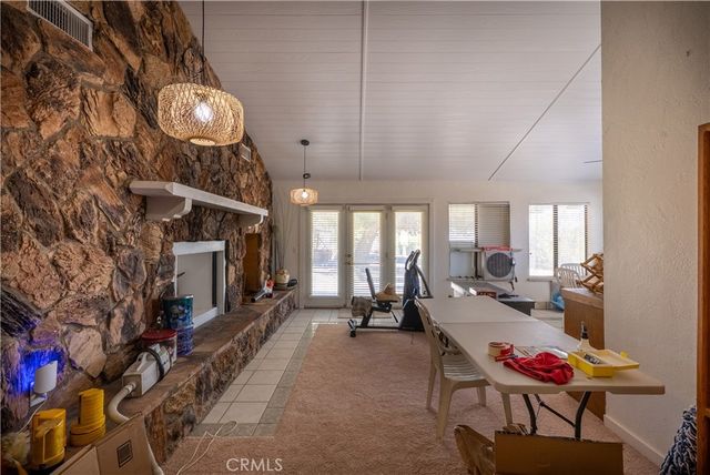 9160 Buena Vista, Apple Valley, CA 92308