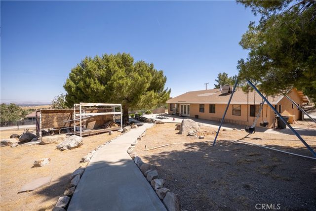 9160 Buena Vista, Apple Valley, CA 92308