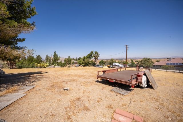 9160 Buena Vista, Apple Valley, CA 92308