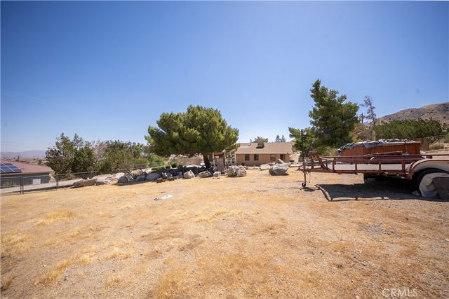9160 Buena Vista, Apple Valley, CA 92308