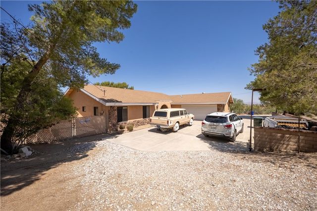 9160 Buena Vista, Apple Valley, CA 92308