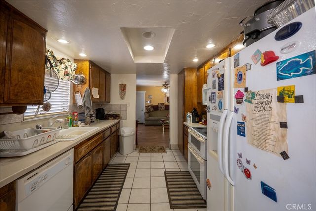 9160 Buena Vista, Apple Valley, CA 92308