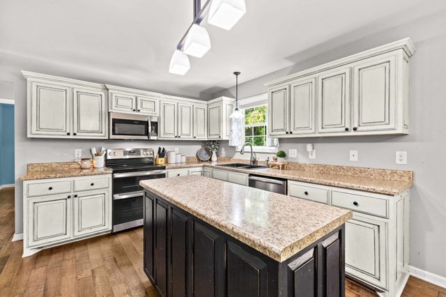 1305 Shell Rd, Goodlettsville, TN 37072