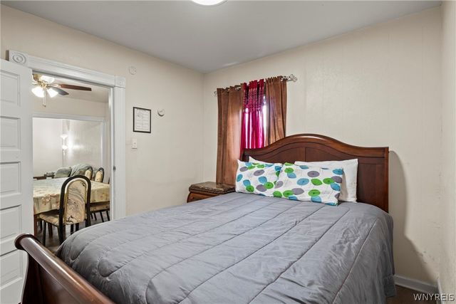 1812 18th Street, Niagara Falls, NY 14305
