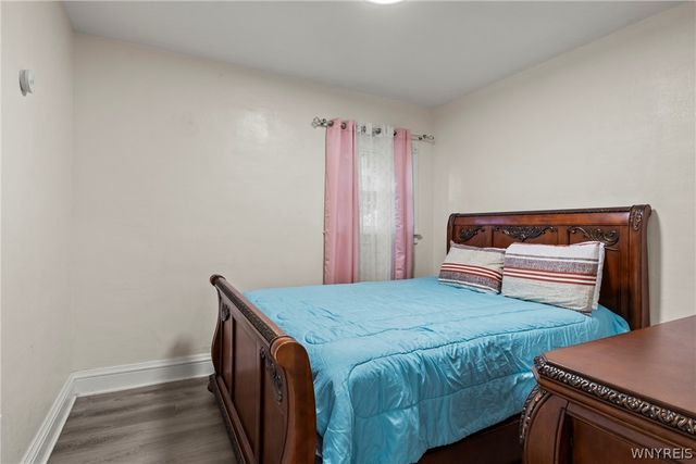 1812 18th Street, Niagara Falls, NY 14305