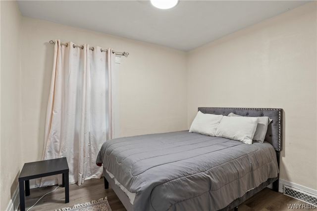 1812 18th Street, Niagara Falls, NY 14305