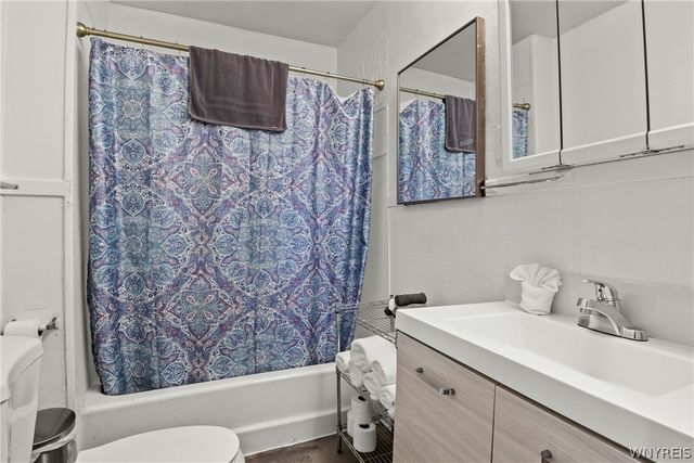1812 18th Street, Niagara Falls, NY 14305