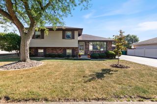 3832 Buck Avenue, Joliet, IL 60431