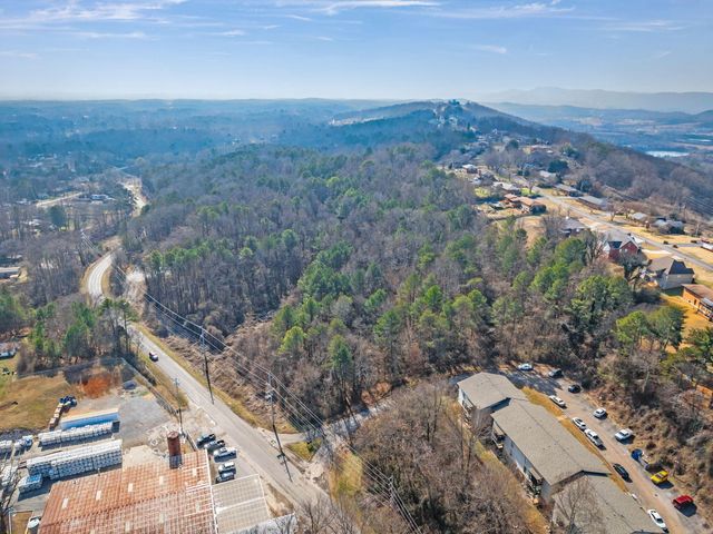 1591 Park City Road, Rossville, GA 30741