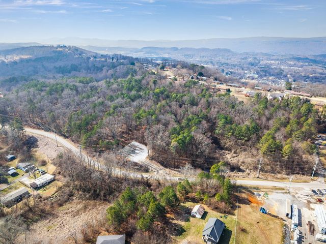 1591 Park City Road, Rossville, GA 30741