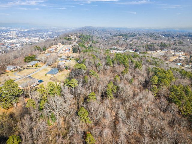 1591 Park City Road, Rossville, GA 30741