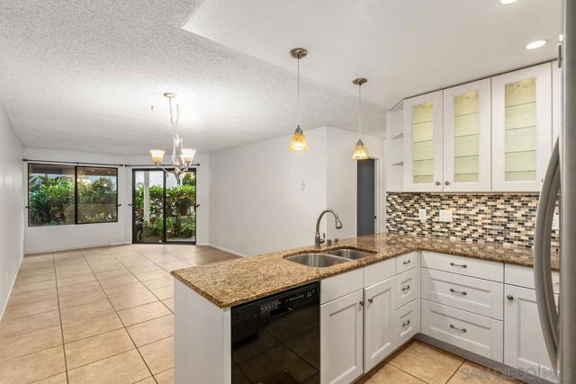 8308 Regents Rd 1O, San Diego, CA 92122