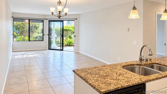 8308 Regents Rd 1O, San Diego, CA 92122