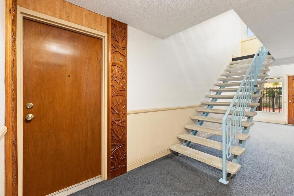8308 Regents Rd 1O, San Diego, CA 92122 — photo 2