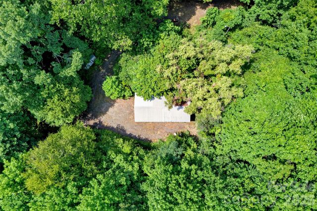111 Walkertown Road, Black Mountain, NC 28711