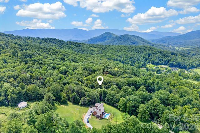 111 Walkertown Road, Black Mountain, NC 28711
