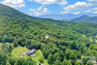 111 Walkertown Road, Black Mountain, NC 28711