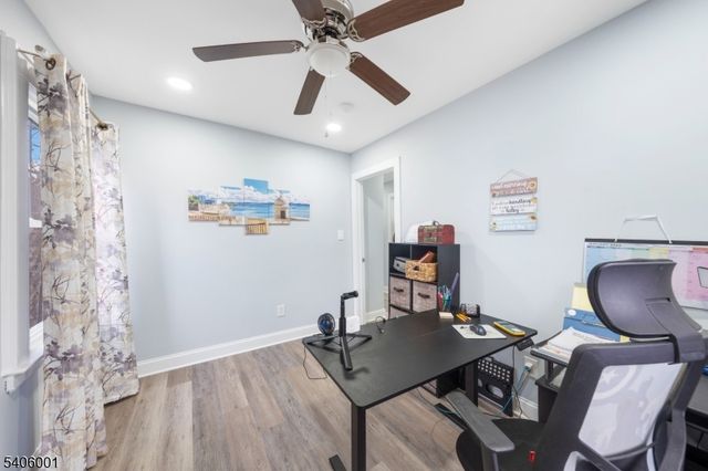 61 Keer Ave, Newark City, NJ 07112