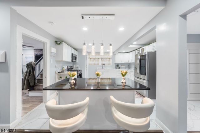 61 Keer Ave, Newark City, NJ 07112