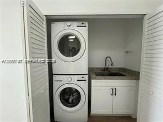 14775 SW 80th St 1, Miami, FL 33193