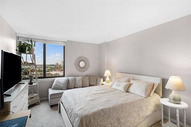 3525 S Sage Road 1612, Houston, TX 77056