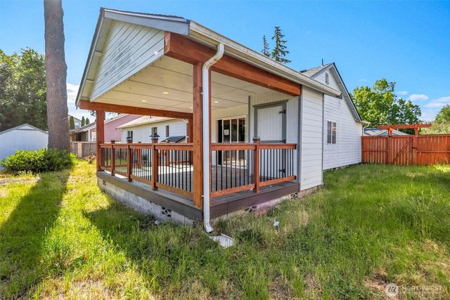 15708 92nd Court SE, Yelm, WA 98597