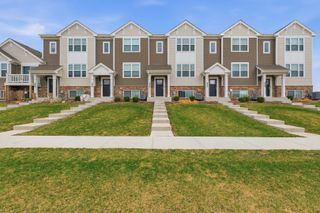 217 Goldenrod Drive, Elgin, IL 60124