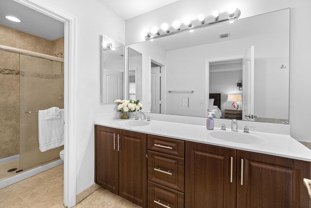 5809 Monterra Club Drive, Lake Worth, FL 33463