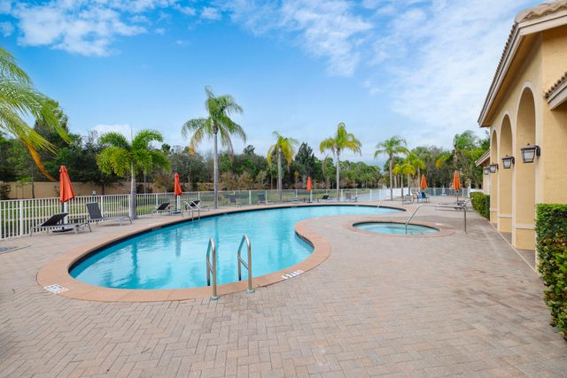 5809 Monterra Club Drive, Lake Worth, FL 33463