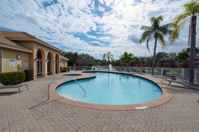 5809 Monterra Club Drive, Lake Worth, FL 33463