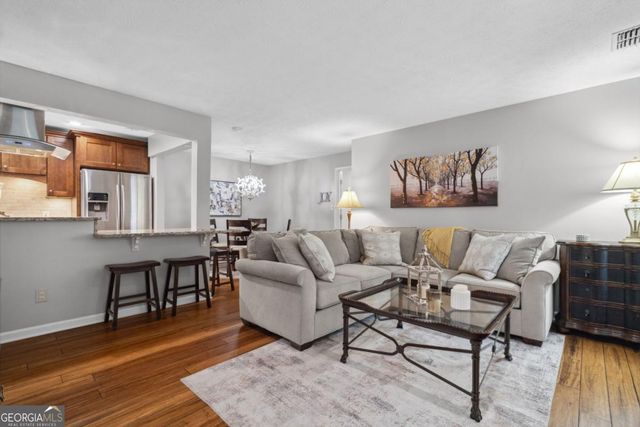 3408 Lake Pointe Circle, Roswell, GA 30075