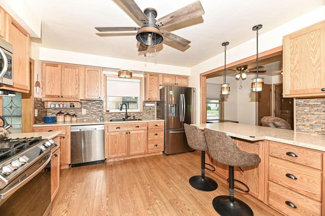2223 Hayes AVENUE, Racine, WI 53405