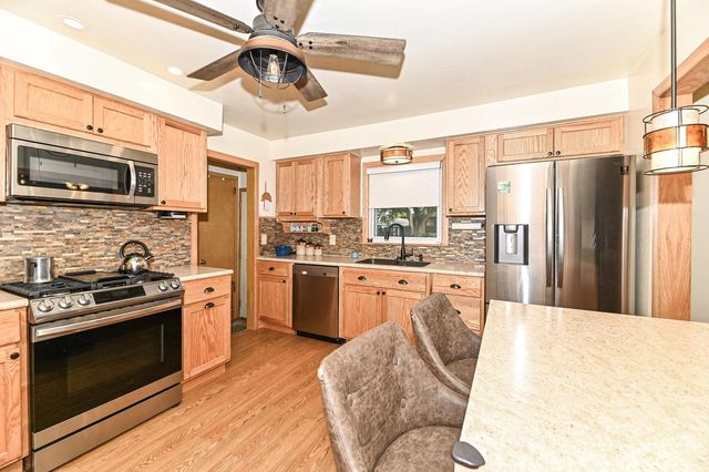 2223 Hayes AVENUE, Racine, WI 53405
