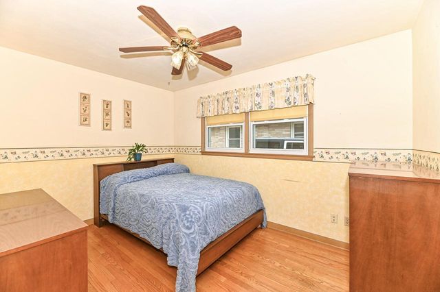 2223 Hayes AVENUE, Racine, WI 53405