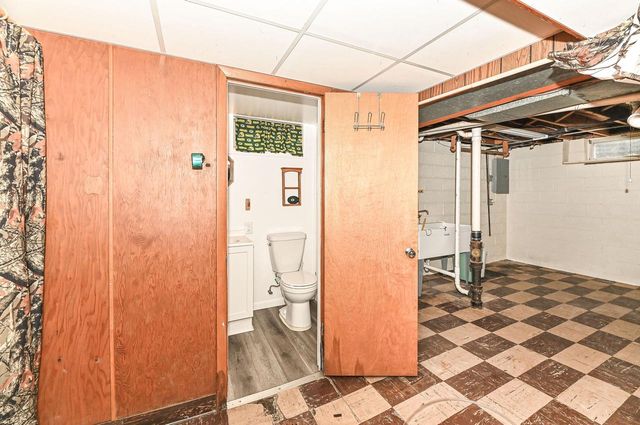 2223 Hayes AVENUE, Racine, WI 53405
