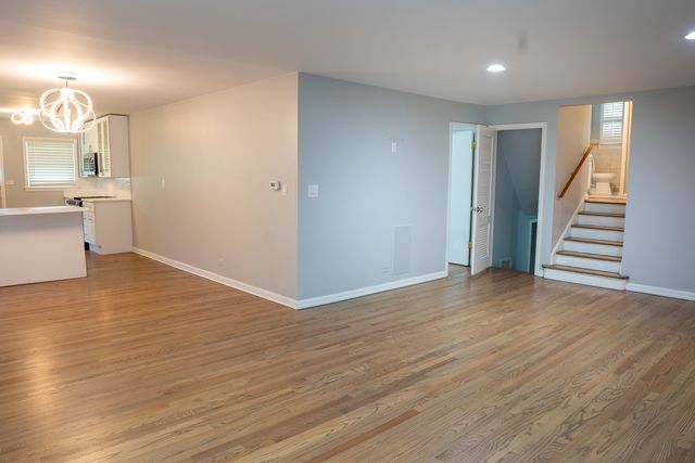 9733 Karlov Avenue, Skokie, IL 60076