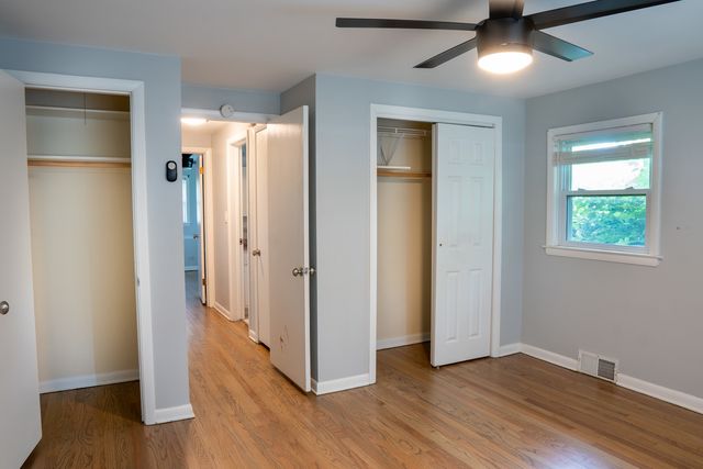 9733 Karlov Avenue, Skokie, IL 60076