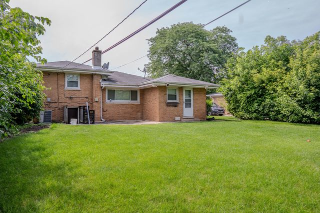 9733 Karlov Avenue, Skokie, IL 60076