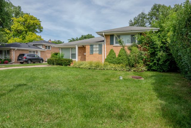 9733 Karlov Avenue, Skokie, IL 60076
