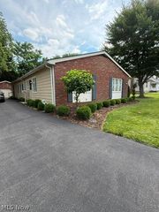 1947 Thalia Avenue, Youngstown, OH 44514