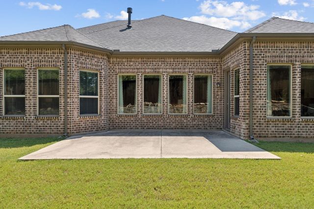 2121 Demarsh Lane, Corinth, TX 76210