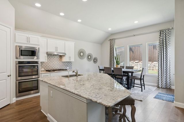 2121 Demarsh Lane, Corinth, TX 76210