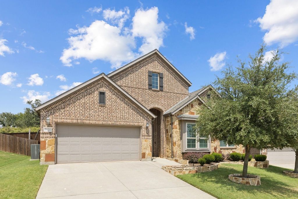 2121 Demarsh Lane, Corinth, TX 76210